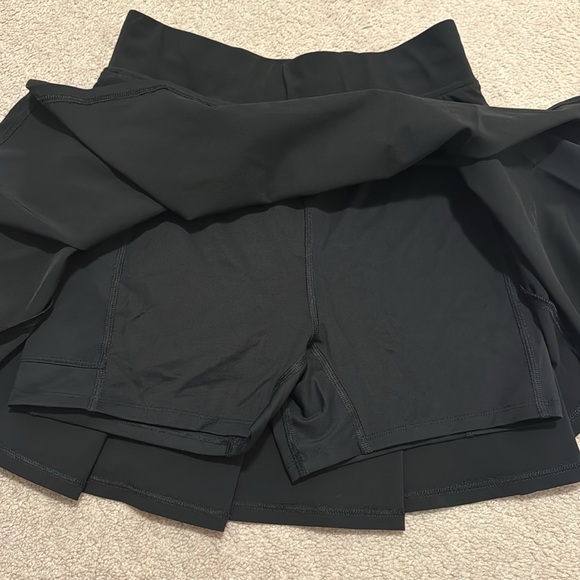 Abercrombie&Fitch Pleated Skirt - Picture 4 of 4